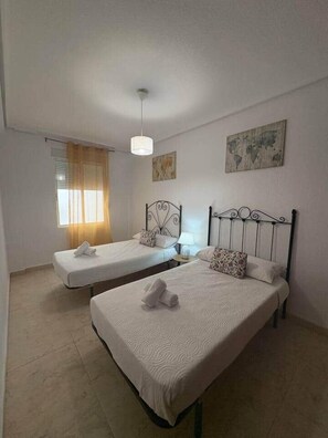 3 bedrooms, WiFi