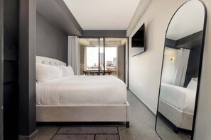 2 bedrooms, iron/ironing board, WiFi, bed sheets - w* | Charming 2BR w/ Balcony in Tabacalera (Ciudad de México)