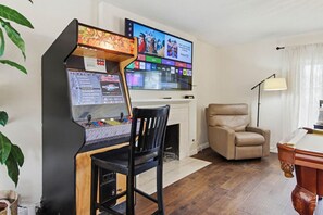 Spielezimmer