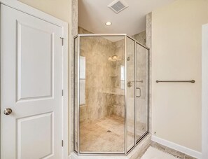 Towels - Modern 4BR House near Bethany Beach | Decks & Pool (Bethany Beach)