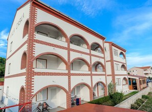 Exterior - Golden Coast Villa Caska (Novalja)