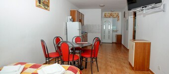 Golden Coast Villa Caska