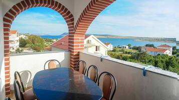 Appartement (Duplex Four Bedroom Apartment with Se) | Balcon