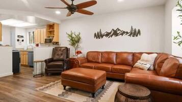 Basic House, Patio, Mountain View | Living area