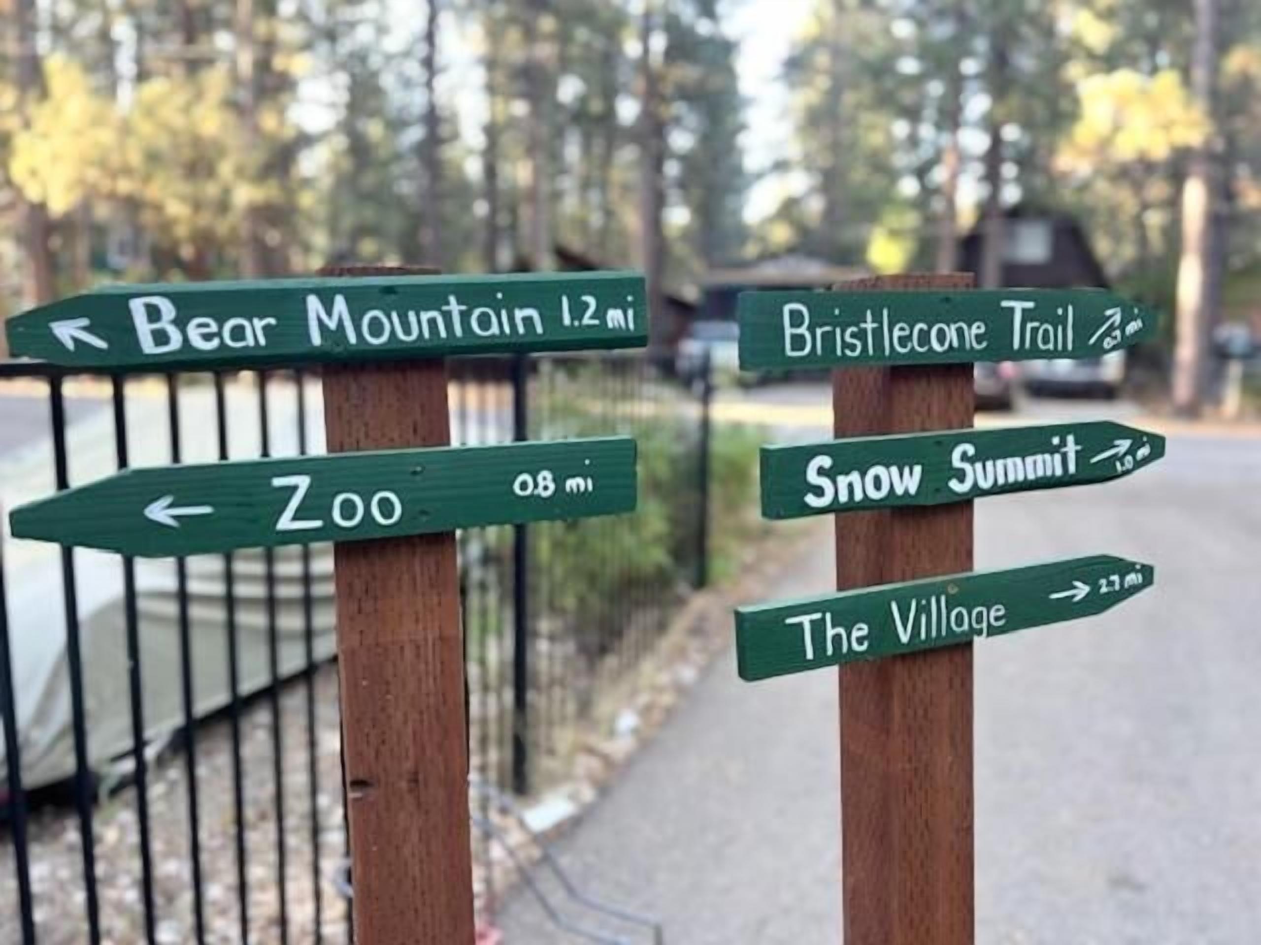 Maison, patio, vue montagne | Divers