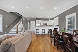 Interior - 07 Large Side by Side Homes Available, 3mi to Broadway (Nashville)