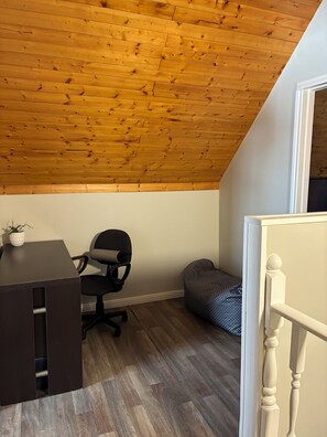 Interior - Cozy private entire home in Stettler.
Walking distance to commercial areas. (Stettler)