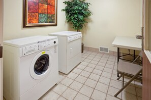 Interior - Suite with Pool + Hot Tub Access + Daily Breakfast (Lubbock)