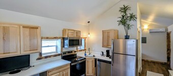 Fireside Cabin 15, The Cow Cabin | Pet Friendly | Near Devil's Lake