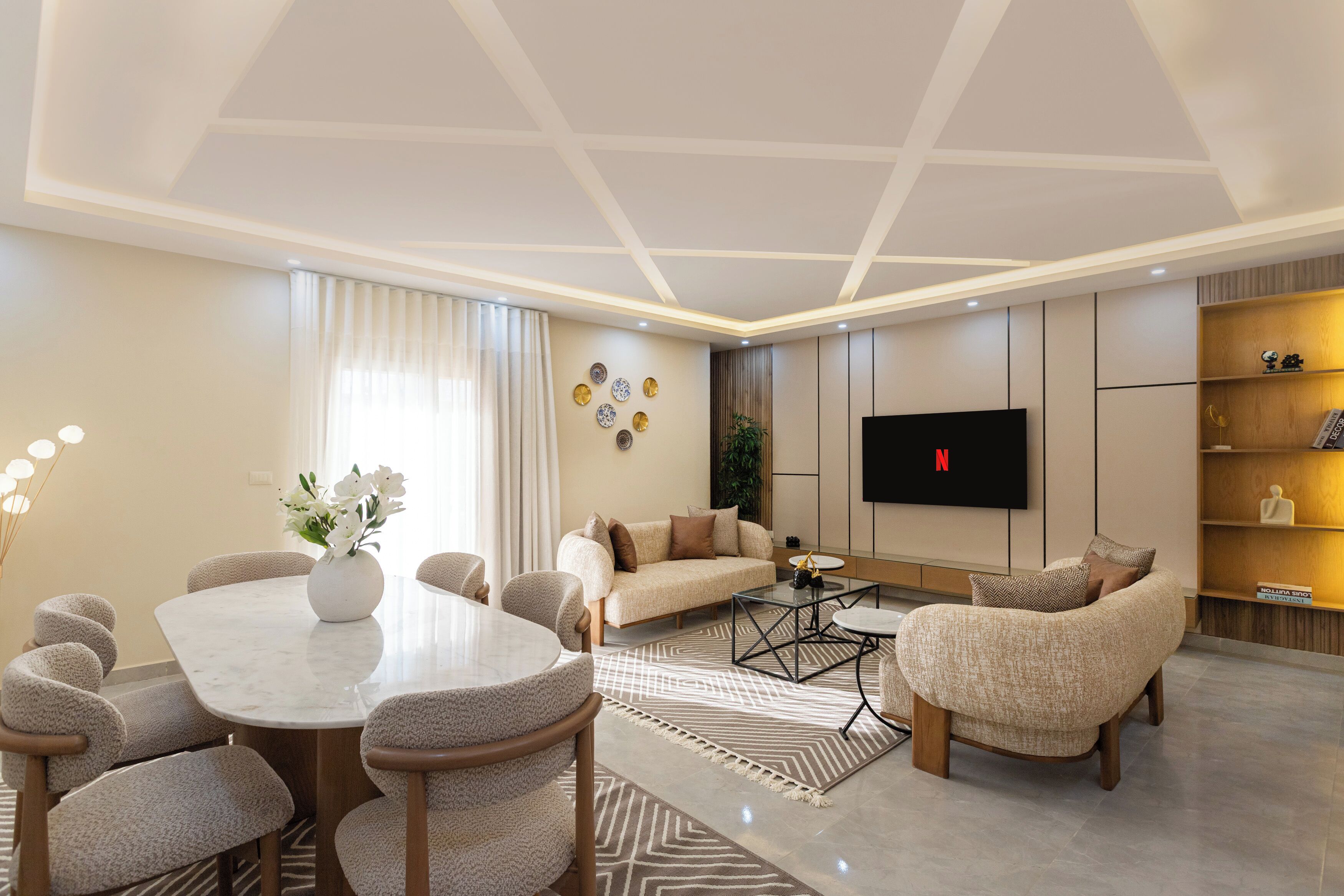 Deluxe Apartment, 4 Bedrooms, Balcony, City View | Dining