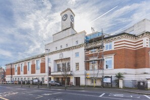Exterior - Stylish Historic Acton Apartment (London)