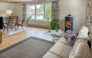 Living area - Beautiful home in Brovst with WiFi (Brovst)