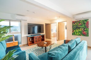 Luxury Apartment, Balcony, Sea View | Living area - Sun Style & Location Viva Jaco Condo (Jacó)
