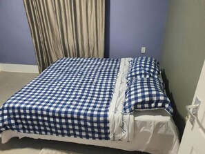 Accès Internet, draps fournis
