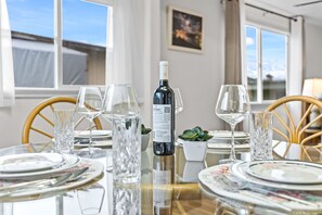 Dining - Private Hilo Oasis: Steps to Bayfront Cafes | 2 BR (Hilo)