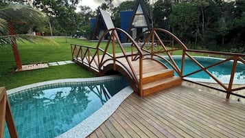 Casa família, acesso à piscina, vista para a montanha | Piscina | Piscina externa