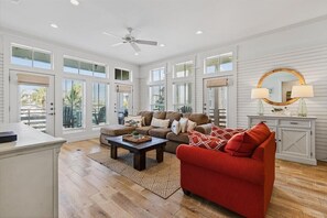 Interior - Dnas Dunes TC 2202 (Port Aransas)