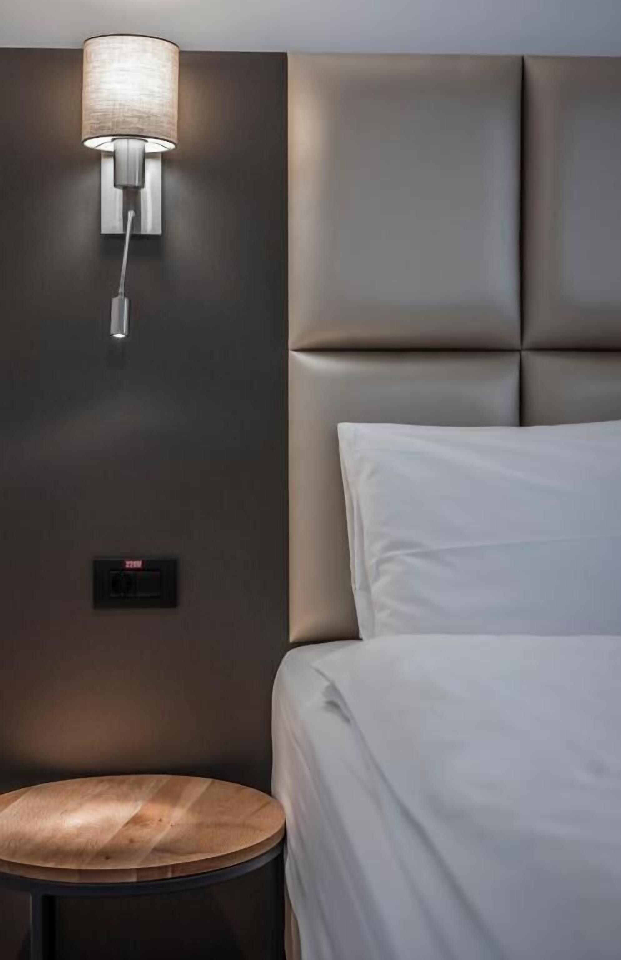 Twin Room, Courtyard View