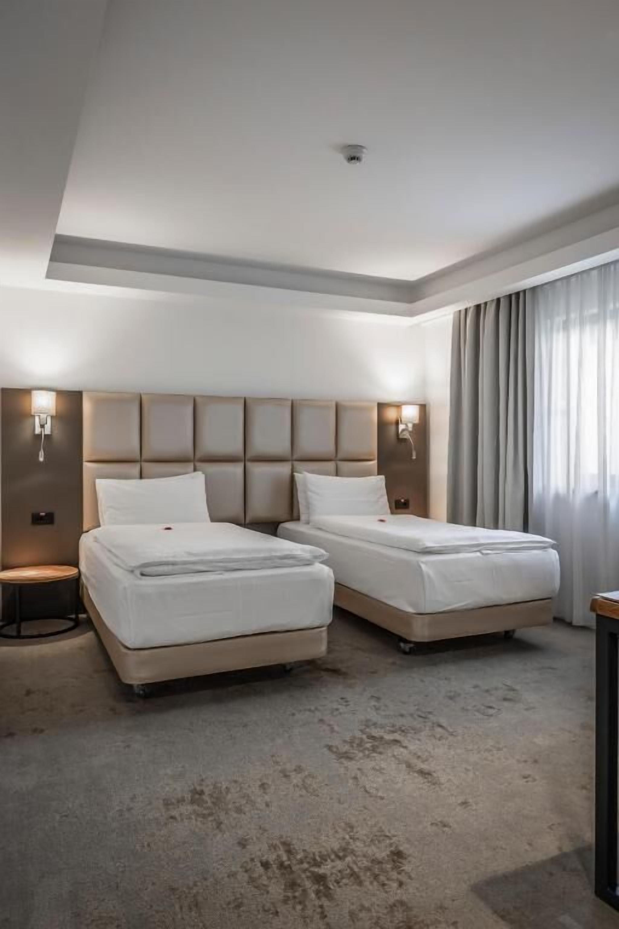 Phòng, quang cảnh sân vườn