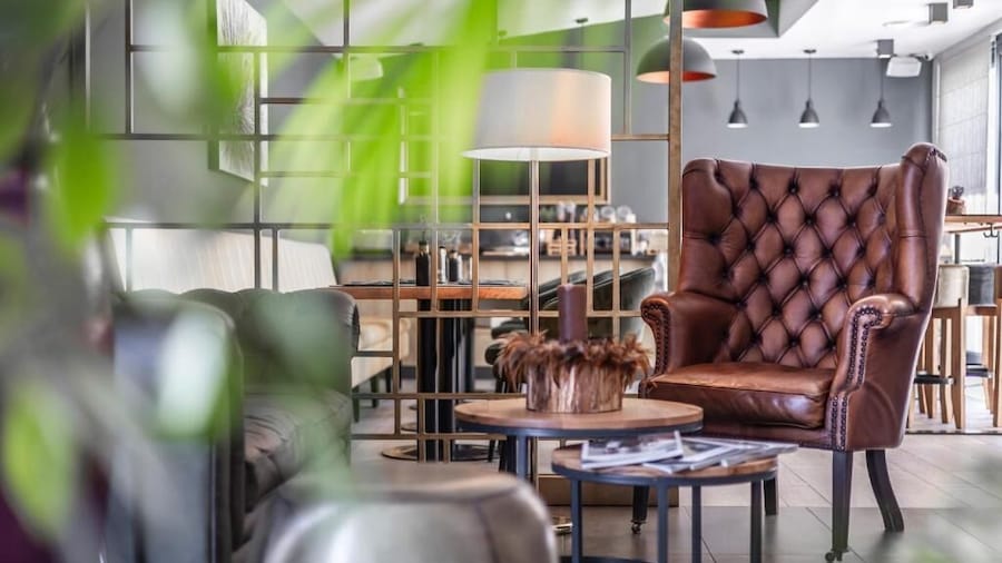 CHARM BOUTIQUE HOTEL