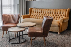 Διαμέρισμα, Μπαλκόνι, Θέα στην Πόλη | Περιοχή καθιστικού