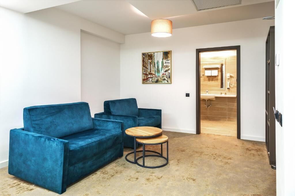 Family Double Room, City View | Interior