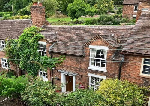 Holly Cottage - Charming Retreat in Coalbrookdale - Pass the Keys