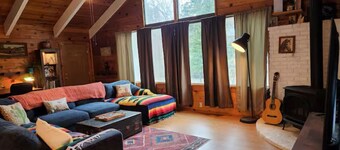 California Hot Springs Cabin Escape
