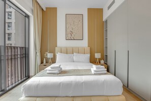 2 bedrooms, iron/ironing board, Internet, bed sheets - Lagoon Living l Pool, Gym & Beach Steps Away (Dubai)