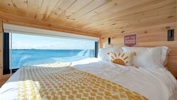 Luxury Cabin, Beachfront | Free WiFi
