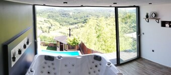 Holiday Home Luka Topličica - Four bedroom Villa with Hot Tub