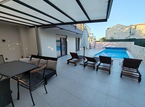 Outdoor dining - Adriatic Villa Privlaka - Two bedroom Villa with pool (Privlaka)