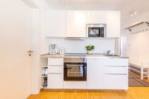 รูปภาพที่ไม่ได้จัดประเภท, 5 จาก 8, ปุ่ม