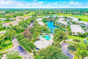 Exterior - Stunning waterview condo w/ shared pool, hot tub, & private outdoor dining area (Naples)