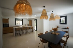 Dining - Ma campagne en ville (Vaison la Romaine)