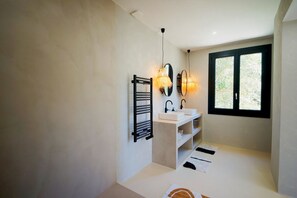 Interior - Ma campagne en ville (Vaison la Romaine)