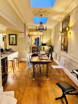 Imagen sin descripción, 3 de 19, botón