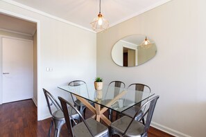 Dining - 2-bedroom apartment in peaceful Providencia with AC and charm (Providencia)