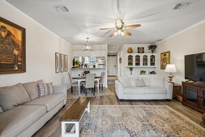TV, fireplace - Canyon Lake Retreat w Deck, Grill & Deer Views! (Canyon Lake)