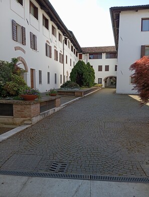 Property grounds - Casa Mirandola - First Floor Apartment in Historic Vicenza (Vicenza)