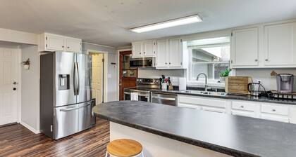 4 Mi to Downtown: Madison Getaway w/ EV Charger!