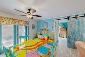 Dining - Ground floor, dog-friendly home with access to beautiful Gulf beaches and trails (Sanibel)