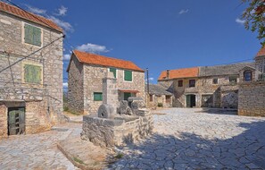 Exterior - 1 bedroom beautiful home in Rudina (Rudina)