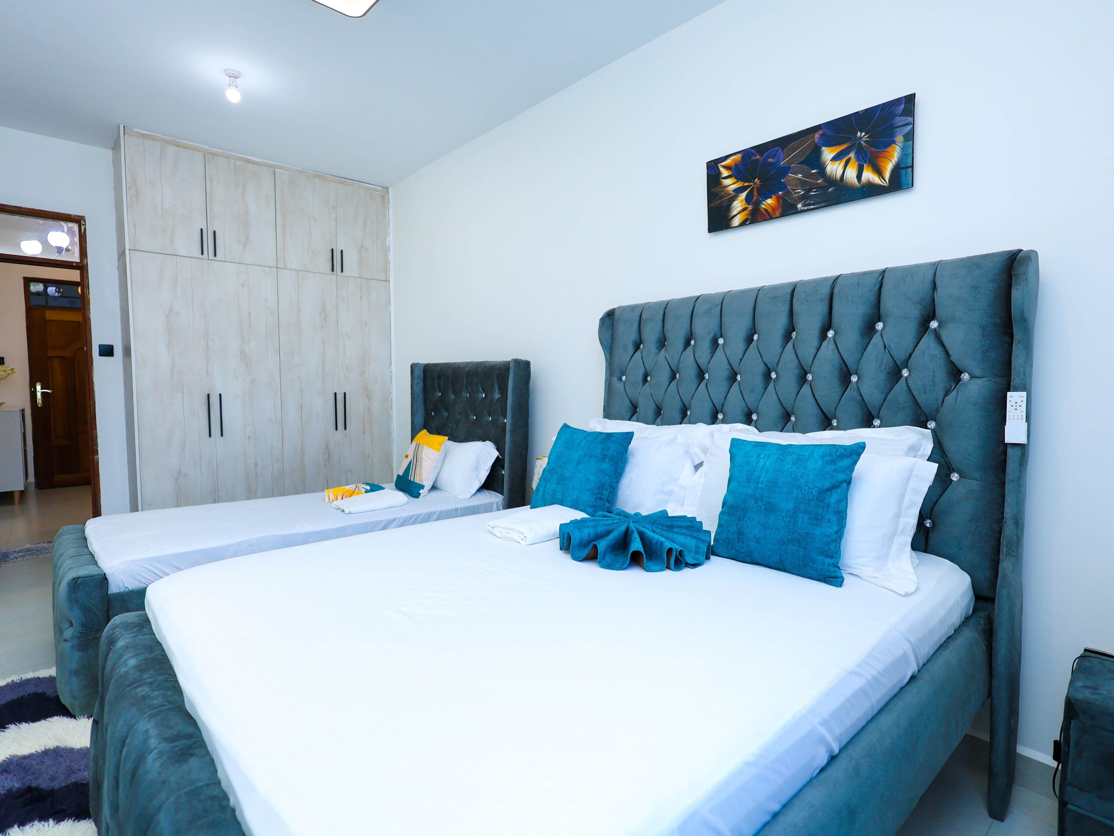 2 bedrooms, iron/ironing board, WiFi, bed sheets