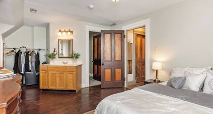 Moon River Bed and Breakfast