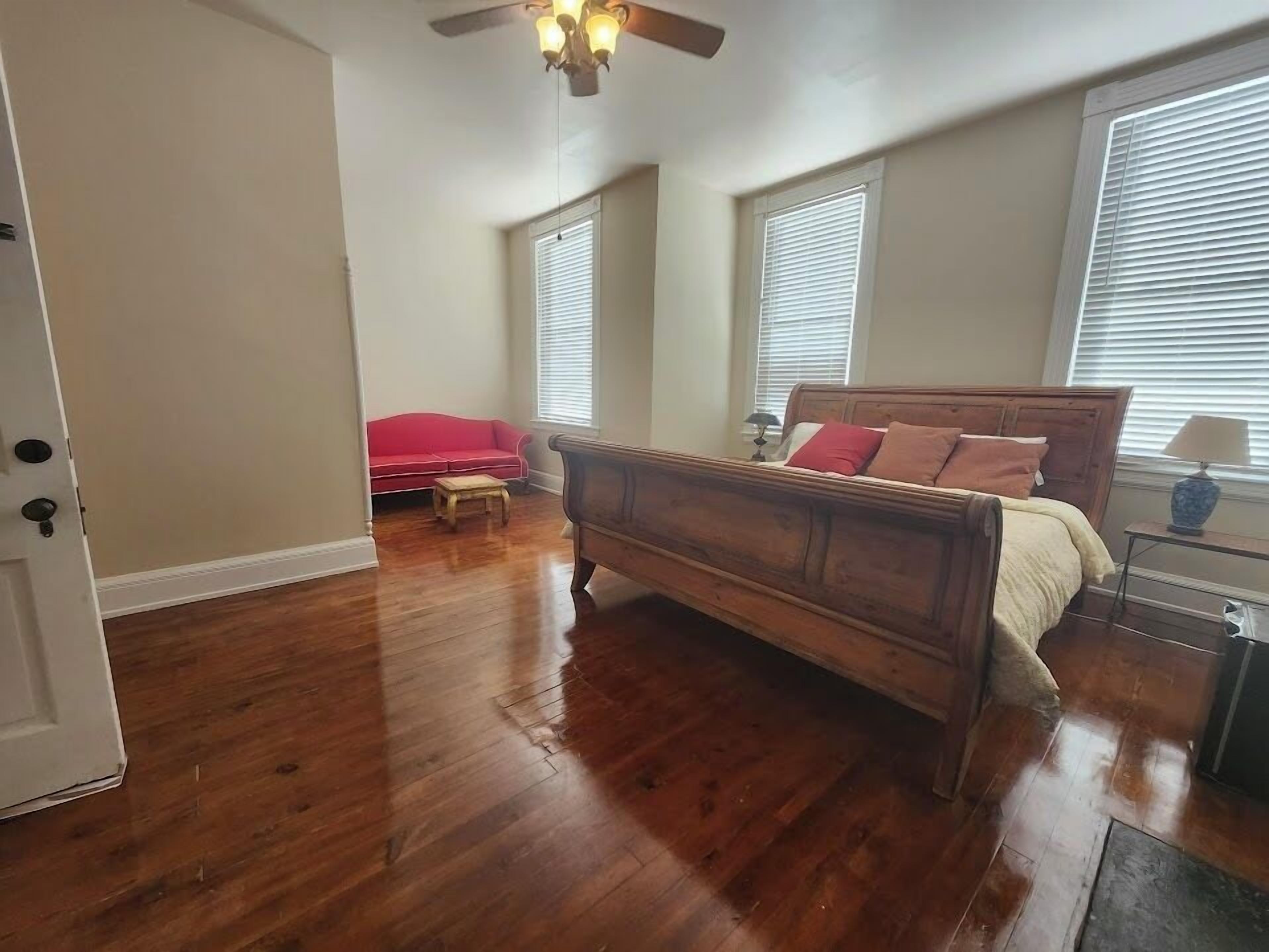 Deluxe Single Room, City View