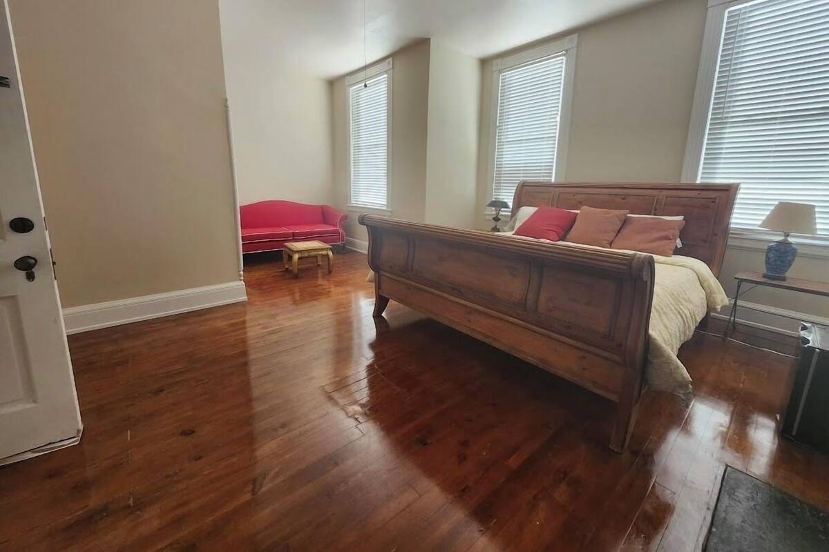 Deluxe Single Room, City View