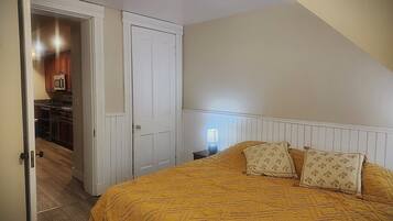 Comfort dubbelrum - utsikt mot trädgården