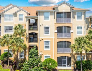 Exterior - Less Stress Express ; A trip to your wants & Needs (osceola)