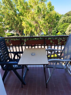 Outdoor dining - ANNA'S HOUSE (Piombino)